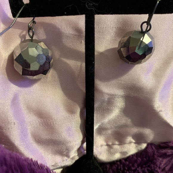 4 pairs of woman earrings - Picture 12 of 15